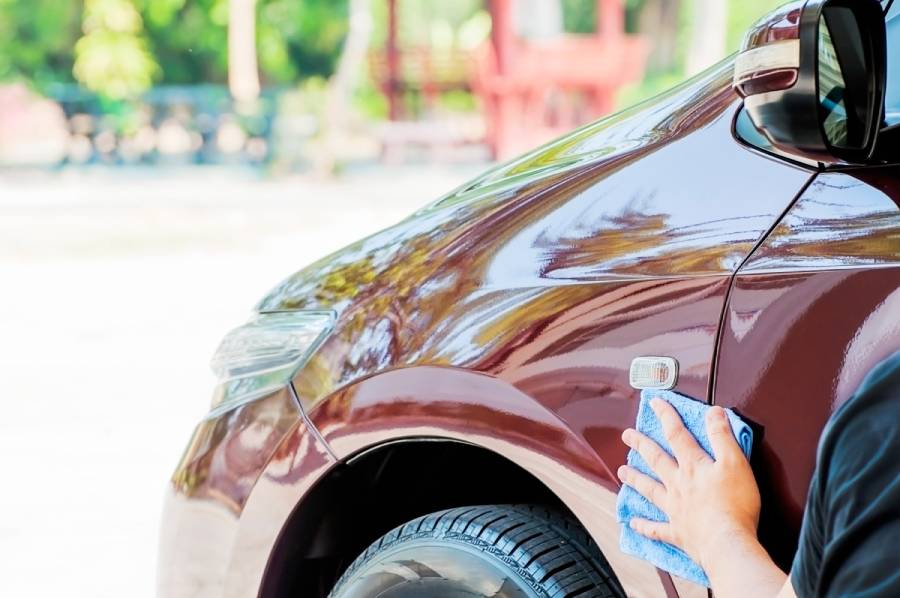 Restoring Sun-Damaged Paint: Auto Body Shop in Sacramento